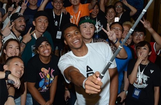 邵佳一就是去得罪人的，一帮30岁以上国脚将被放弃，牵动十人以上利益（邵佳一铁腕调整：多名30岁以上国脚或被弃用，牵动十余人利益）