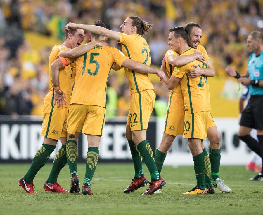 津门虎、申花发布联合倡议书：不发表地域歧视、群体攻击言论（津门虎与申花联合倡议：抵制地域歧视与群体攻击言论）