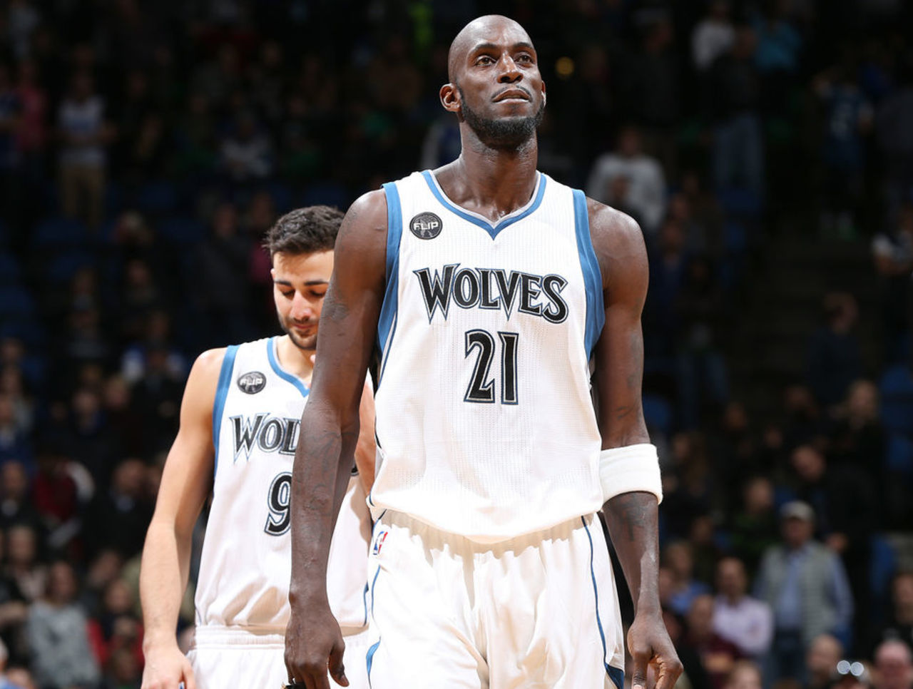 贝克汉姆观看迈阿密国际训练，与梅西、德保罗拥抱（贝克汉姆现身迈阿密国际训练，与梅西和德保罗热情相拥）